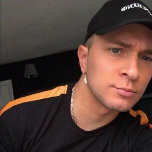 Meet your Posher, James